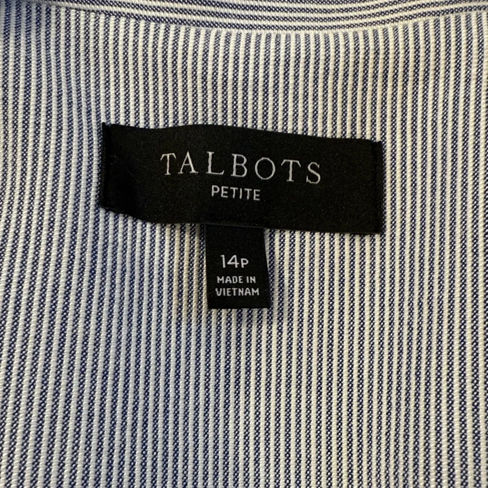 Talbots Blue and White Seersucker Striped Jacket and Pants - Picture 5 of 13